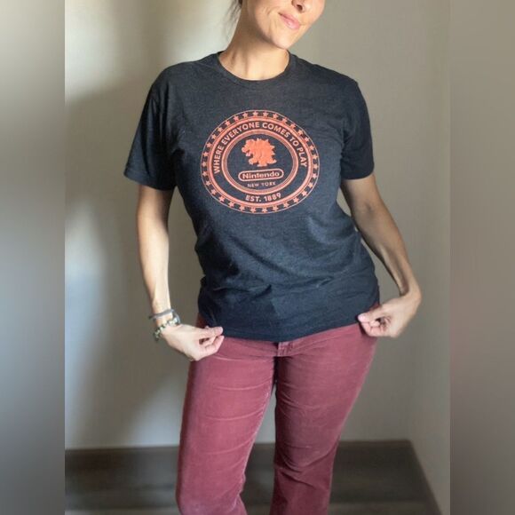 Nintendo Tee Gray Orange Medium Unisex Soft Casual Gamer - Picture 1 of 12